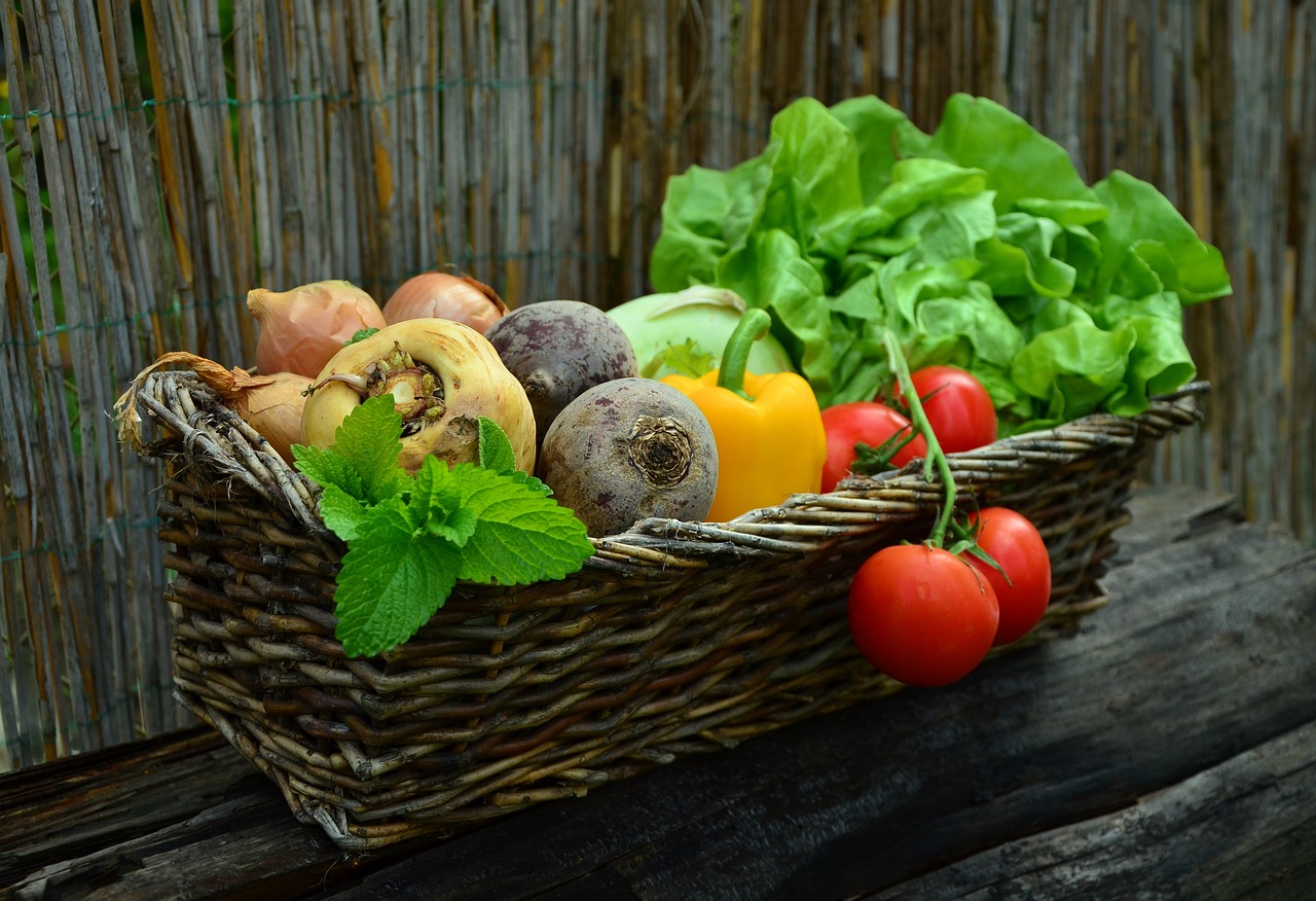 Pentingnya Buah dan Sayur dalam Pola Makan Sehari-hari