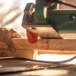 Tips memotong kayu